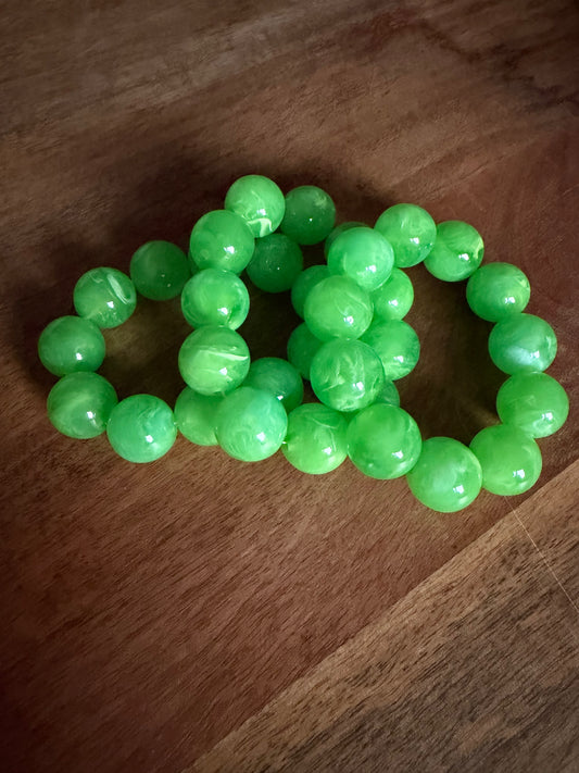 Classic Collection
JUMBO ACRYLIC BEAD BRACELET