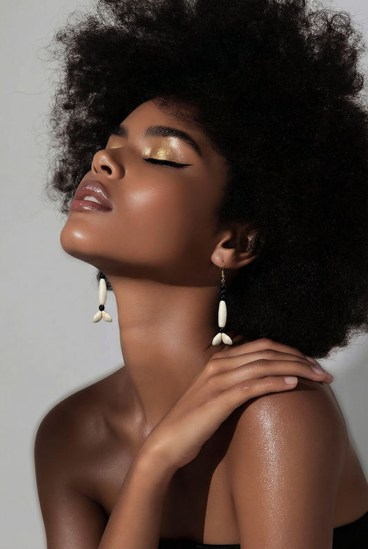 Elegant Cowrie Shell